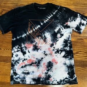 Kaskade official artist tee 2 XL ( I believe. See measurements)